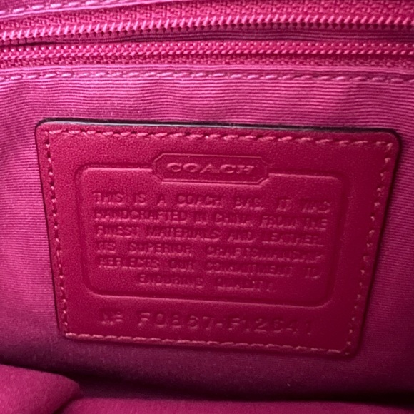 Pink Coach Bag - Picture 5 of 6